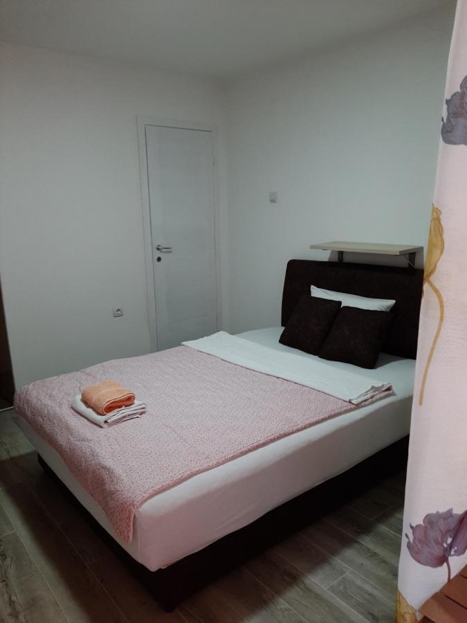 Apartment Matovic Kragujevac Exterior foto